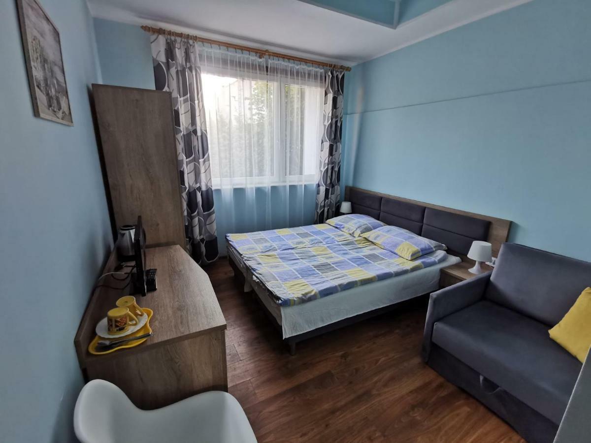 Pokoje Goscinne Swarzewianka Swarzewo Exterior foto